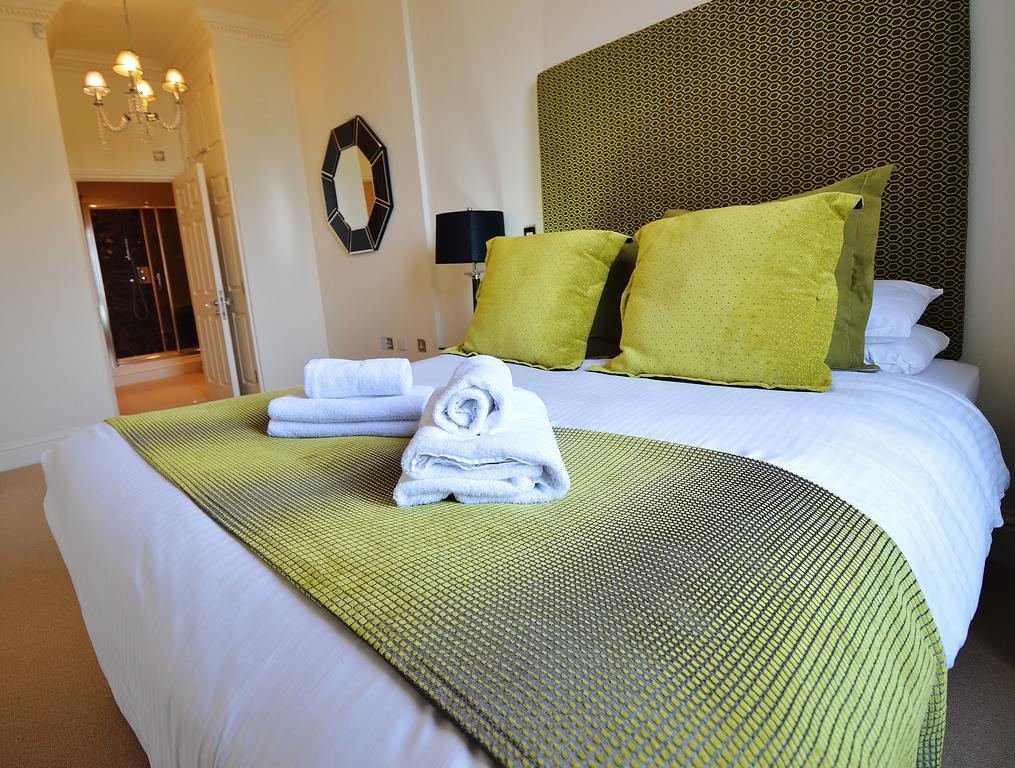 Hotel The Clarendon Royal Community à Gravesend Extérieur photo